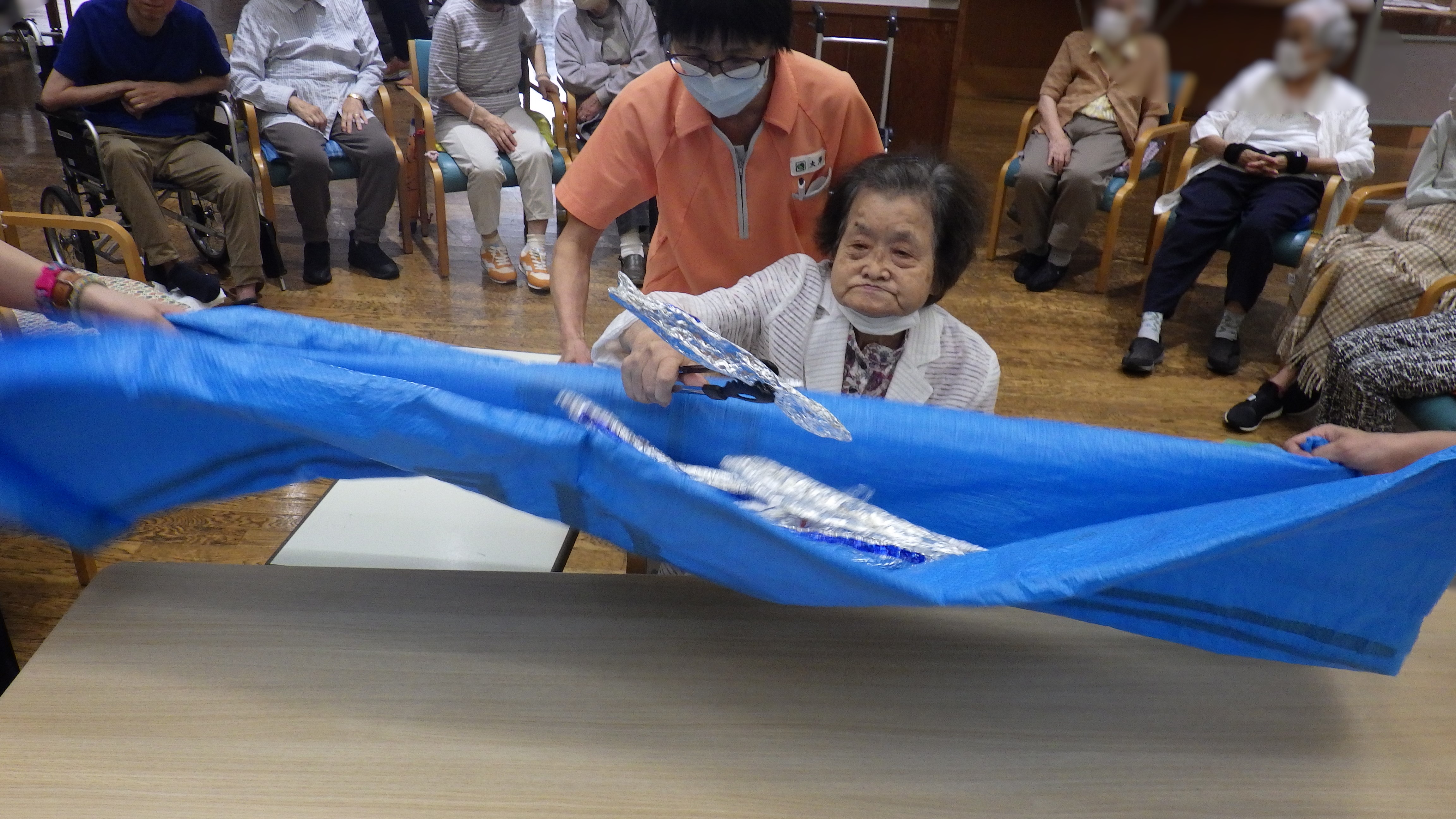 サンマつかみ取り③.JPG