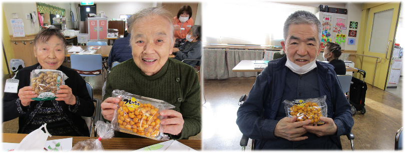 きのこ汁とロールケーキバイキング.png